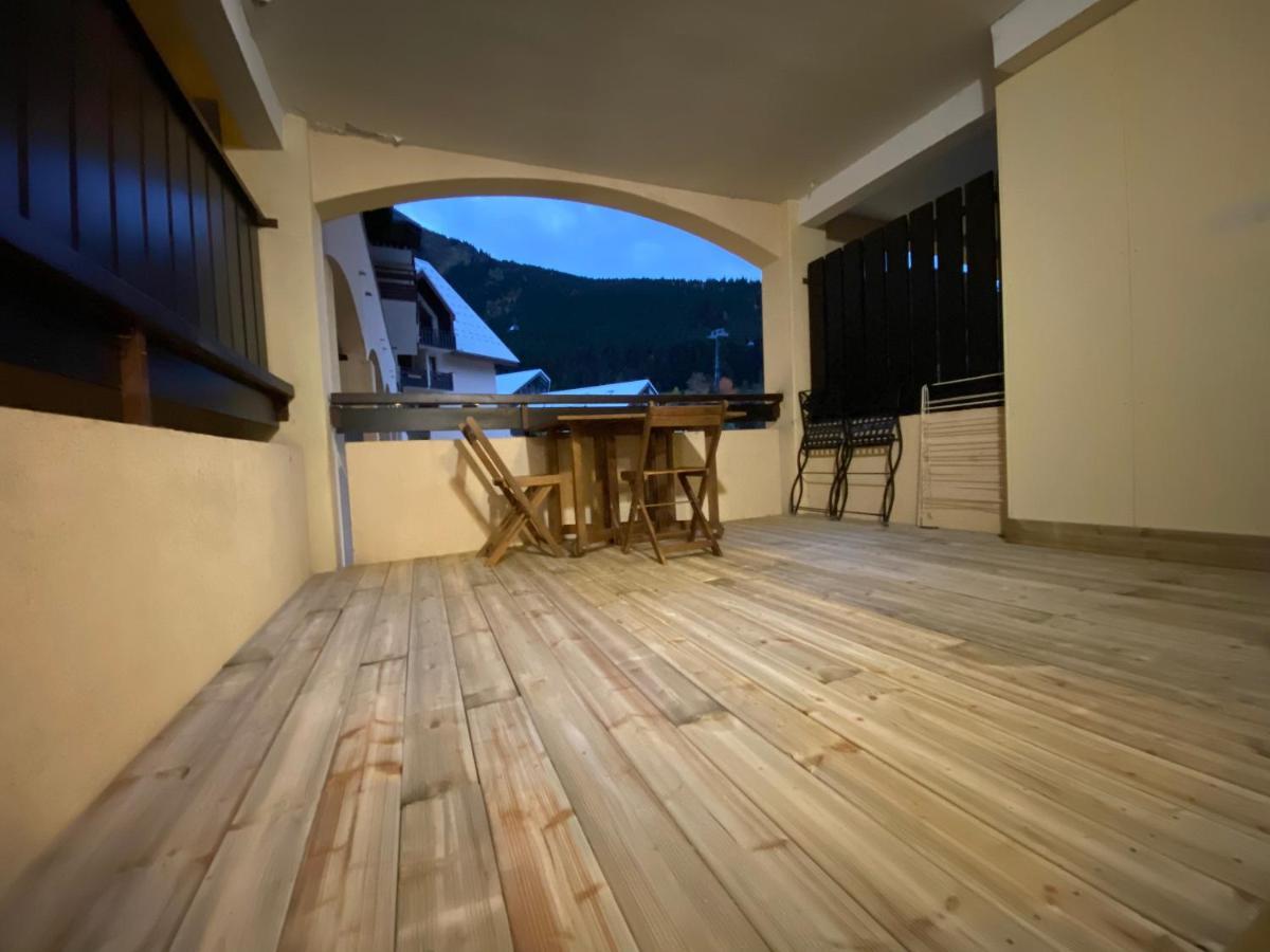 Poutran 2, Studio 4 Personnes Au Pied Des Pistes Avec Grande Terrasse Oz Dış mekan fotoğraf