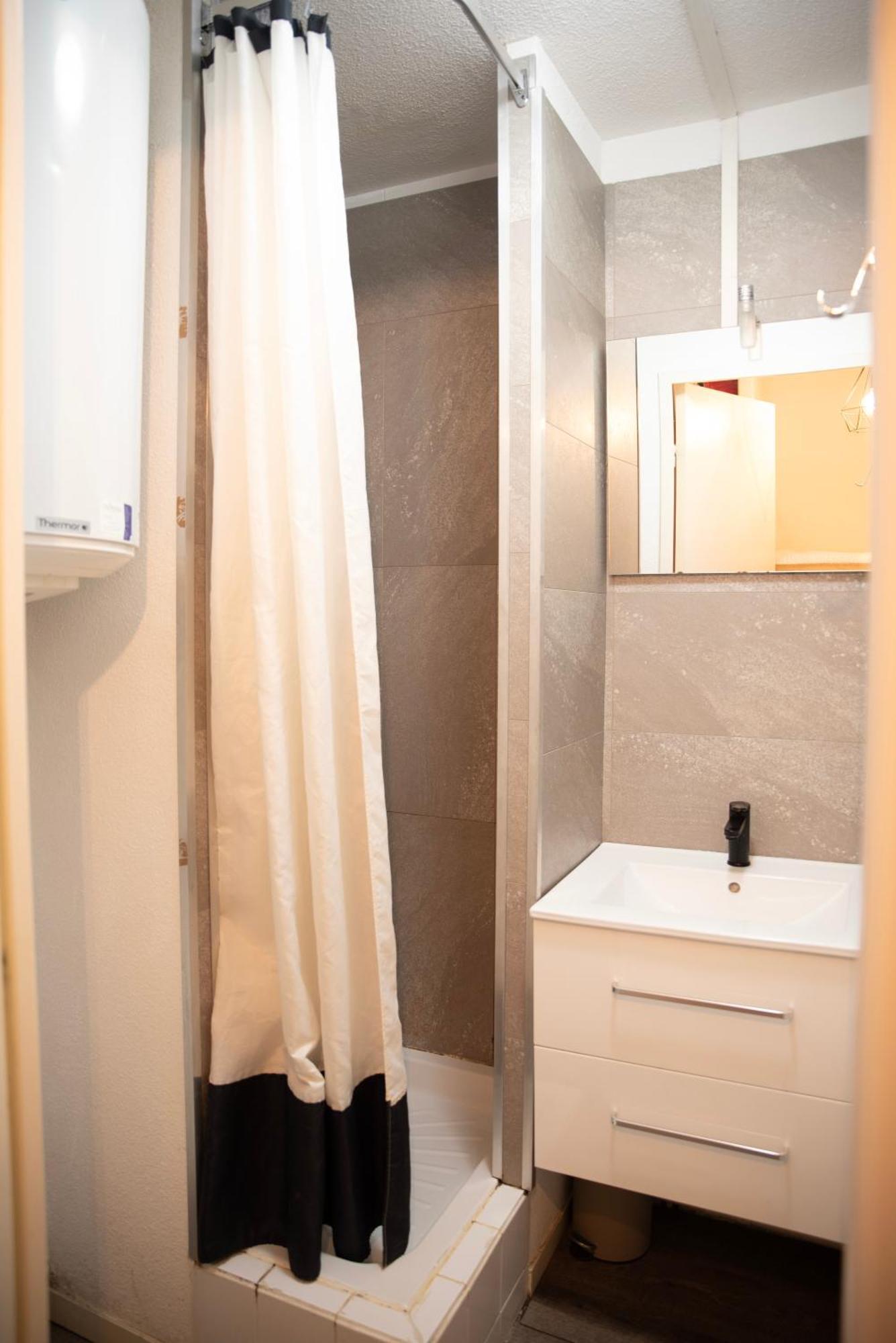 Poutran 2, Studio 4 Personnes Au Pied Des Pistes Avec Grande Terrasse Oz Dış mekan fotoğraf